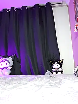 dark nina   online show from March 18, 3:53 am