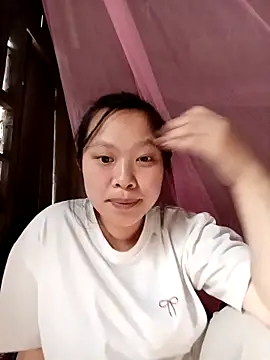 Snapshot of Panda_cutee chatting on May 2, 8:08 am Panda cutee online show from May 2, 8:08 am