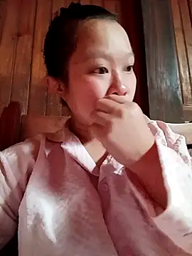 Snapshot of Panda_cutee chatting on May 4, 11:23 pm Panda cutee online show from May 4, 11:23 pm