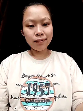 Snapshot of Panda_cutee chatting on May 10, 12:16 am Panda cutee online show from May 10, 12:16 am