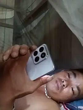Snapshot of boy-pho- chatting on May 26, 2:35 pm boy-pho- online show from May 26, 2:35 pm