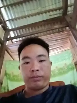 Snapshot of boy-pho- chatting on June 18, 3:18 am boy-pho- online show from June 18, 3:18 am
