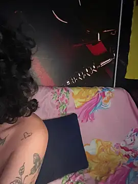 Laila LS online show from June 21, 1:13 pm