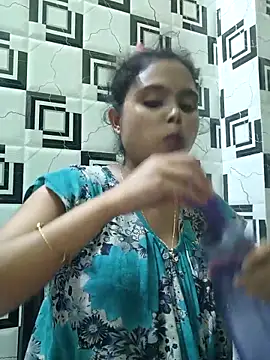 Snapshot of hotbhabhi_0 chatting on April 21, 6:44 pm hotbhabhi 0 online show from April 21, 6:44 pm