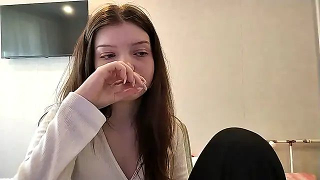 Helgawithyou online show from April 1, 1:41 pm