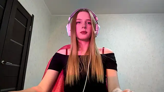 hikkiii online show from March 19, 12:42 pm