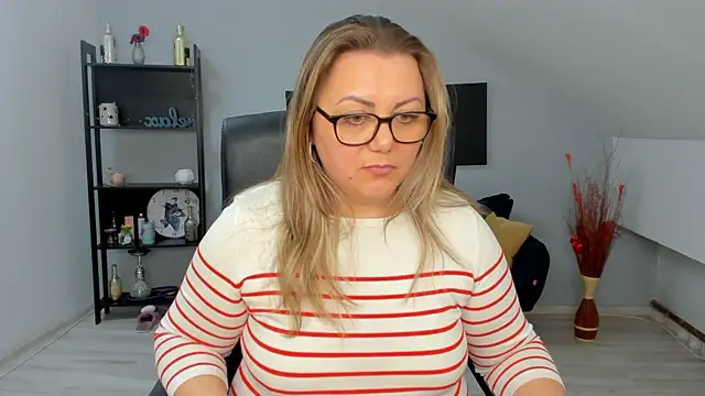 JessieRichards online show from March 27, 8:26 am
