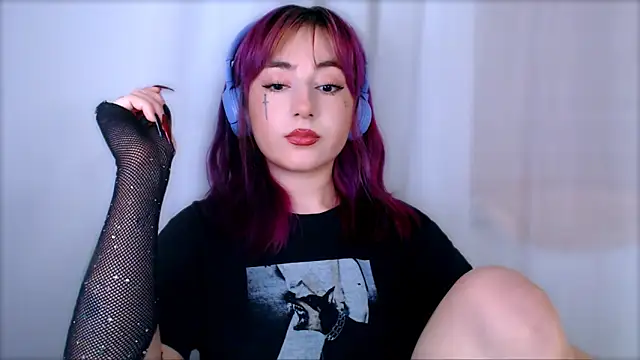 MistressEdith online show from May 9, 8:03 pm