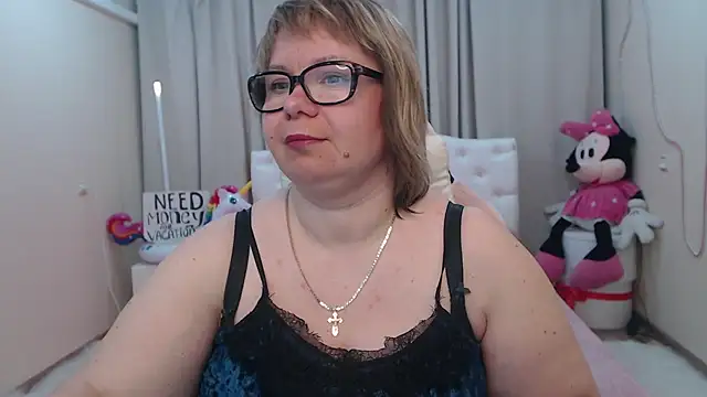 Snapshot of BonnnyBoobsy chatting on May 25, 6:36 pm BonnnyBoobsy online show from May 25, 6:36 pm