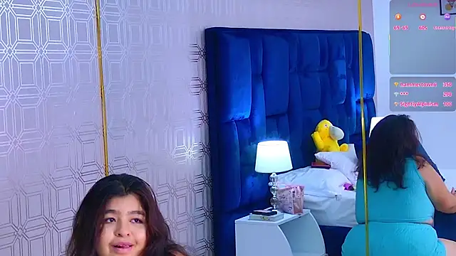 Dahlia Lee online show from April 19, 3:17 am