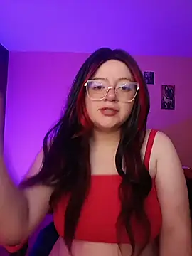 Snapshot of Gigi_hart7 chatting on May 6, 2:29 am Gigi hart7 online show from May 6, 2:29 am