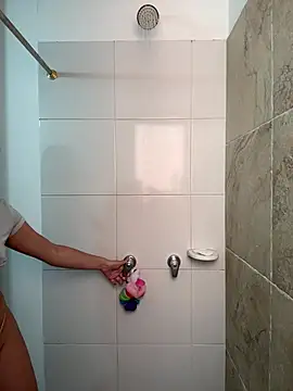 dulce hell  online show from April 7, 5:46 pm