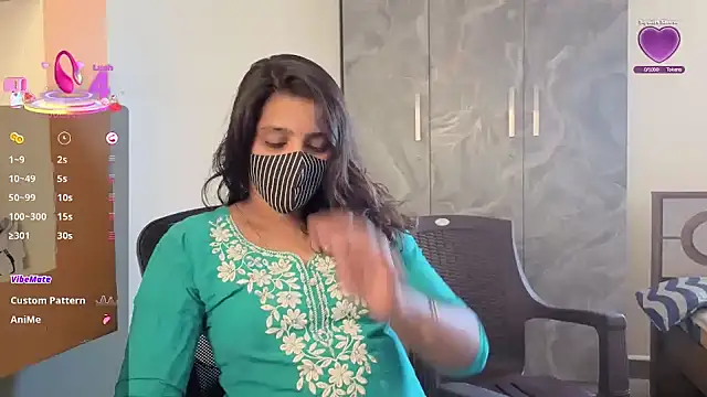 Snapshot of Tamil_ramantic_partner chatting on July 13, 5:10 am Tamil ramantic partner online show from July 13, 5:10 am