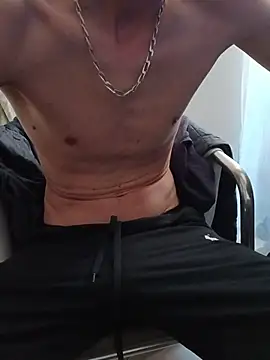 Skinboy06 online show from June 19, 9:13 am