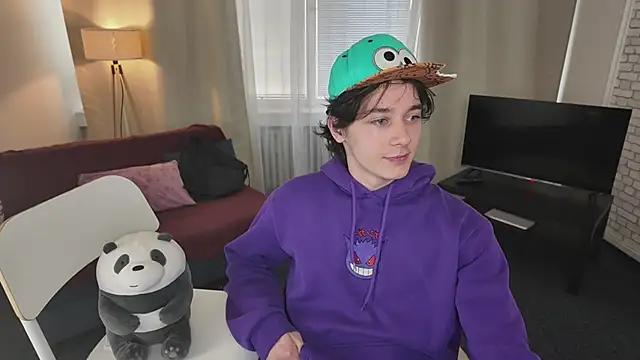 KevinStrike online show from April 1, 1:34 pm