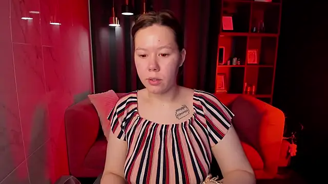 Vanessa ama online show from March 28, 1:54 pm