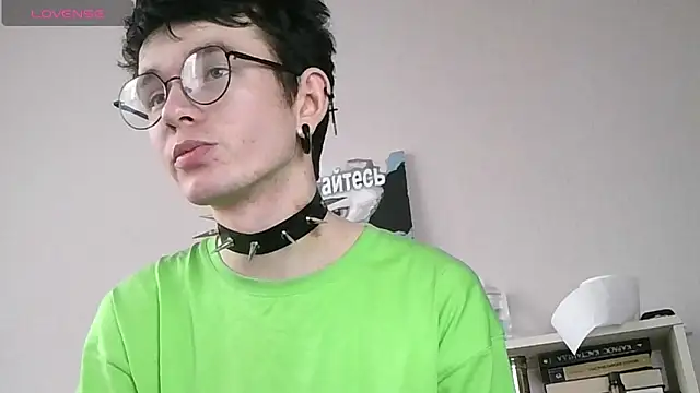 Snapshot of Ernest_ice chatting on April 18, 2:32 pm Ernest ice online show from April 18, 2:32 pm