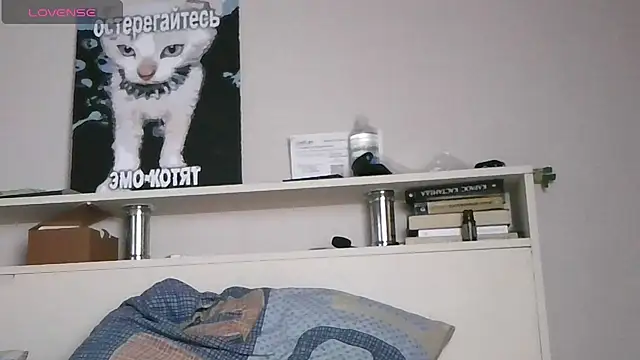 Snapshot of Ernest_ice chatting on April 19, 6:10 pm Ernest ice online show from April 19, 6:10 pm