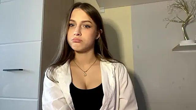 AssumingPail online show from March 21, 1:58 pm