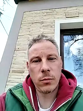 Userandmmm online show from March 23, 1:37 pm