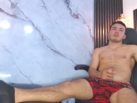 BrandomLuna online show from March 22, 7:28 pm