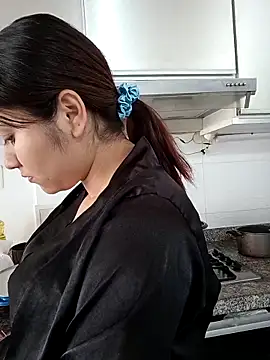 arisens online show from March 21, 6:44 pm