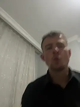globalfucker34 online show from May 2, 9:09 pm