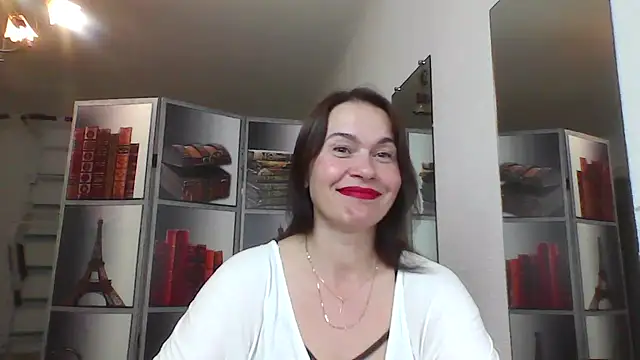 Selena Moo online show from June 2, 11:56 am
