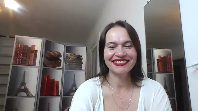 Selena Moo online show from June 13, 9:18 am