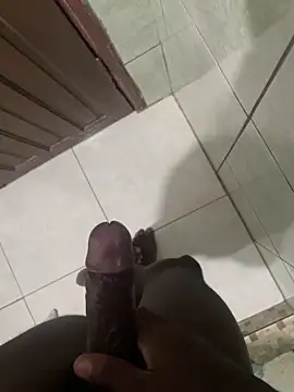 vnmalvadeza online show from March 20, 12:15 am