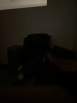 yassineamri online show from March 21, 12:43 pm