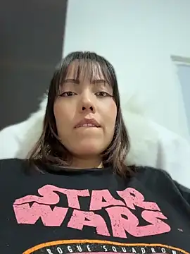 1Amelia8 online show from May 3, 12:05 am