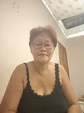 Sunflower1956 online show from June 16, 4:09 pm