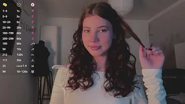 Snapshot of ShandyTreys chatting on March 23, 1:37 pm ShandyTreys online show from March 23, 1:37 pm