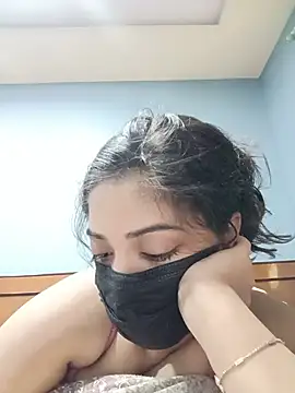 Snapshot of sanayabose7 chatting on June 29, 7:47 am sanayabose7 online show from June 29, 7:47 am