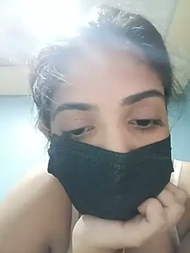 Snapshot of sanayabose7 chatting on July 9, 1:59 pm sanayabose7 online show from July 9, 1:59 pm