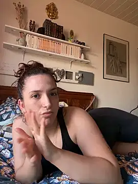 Snapshot of georginamoor chatting on March 26, 4:45 pm georginamoor online show from March 26, 4:45 pm