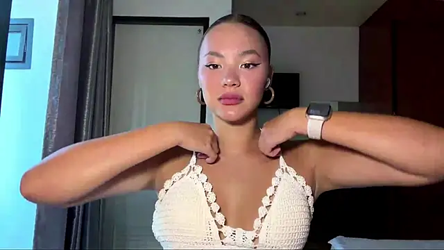 kamila 18 french online show from March 23, 5:44 am