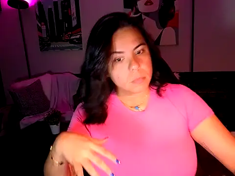 HannaJonns online show from March 26, 11:05 am