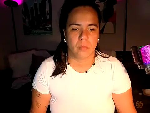 HannaJonns online show from May 31, 6:53 am
