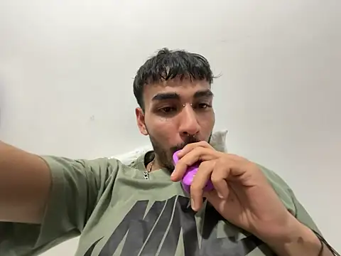 Velvet man online show from April 1, 4:35 am