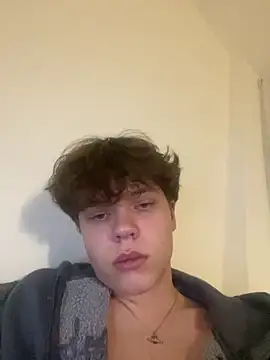 Snapshot of daniel_sparks chatting on March 23, 12:03 am daniel sparks online show from March 23, 12:03 am