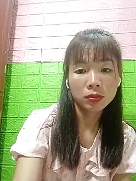 Snapshot of AmyLinee01 chatting on June 17, 8:54 pm AmyLinee01 online show from June 17, 8:54 pm