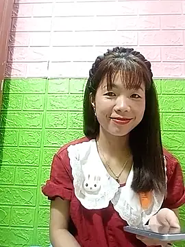 AmyLinee01 online show from June 28, 12:27 am