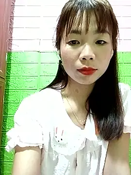 AmyLinee01 online show from June 29, 11:05 pm