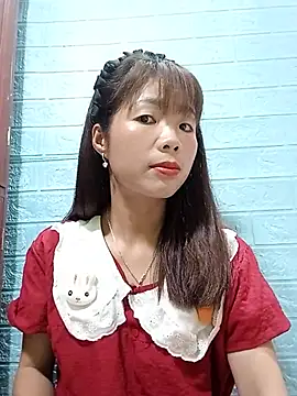 AmyLinee01 online show from July 19, 5:27 pm
