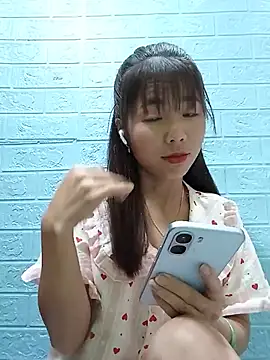 AmyLinee01 online show from July 26, 11:17 am