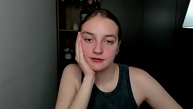 Snapshot of AmiBeguhl chatting on March 23, 2:15 am AmiBeguhl online show from March 23, 2:15 am