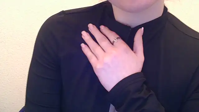 mery lou20252 online show from March 24, 5:18 pm