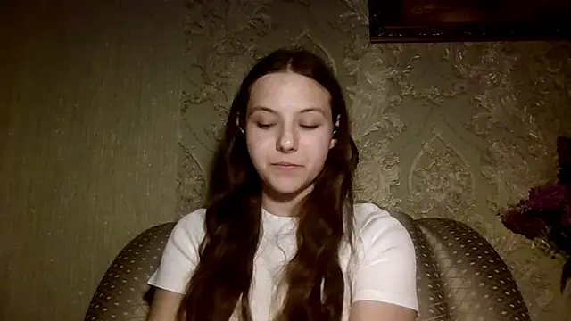  Yuni online show from April 21, 4:34 pm